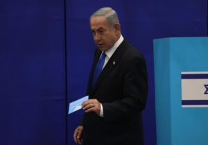 هشدار مقامات پیشین صهیونیست به نتانیاهو: درگیری با ایران فاجعه‌بار است