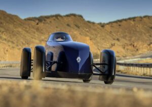 «رنو» بزرگترین مشکل خودروهای برقی را حل کرد