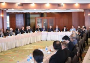 مدیرکل میراث فرهنگی فارس: گردشگری، محور نجات اقتصاد استان است / دخالت در نرخ‌گذاری هتل‌ها قابل قبول نیست