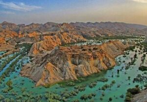 این سد پس از بارشها ترک برداشت/هشدار نسبت به نشتی آب از بدنه سد