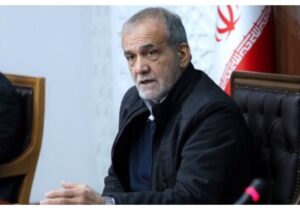 ببینید | ویدئویی از مسعود پزشکیان اوایل انقلاب در زمان دانشجوی سال چهارم پزشکی