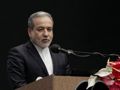 منظور عراقچی از «برکات تحریم» چه بود؟ / توضیح وزیر خارجه در مورد اظهاراتش: از رفع تحریم‌ها غافل نیستیم / تحریم ما را ناگزیر کرد بزرگ‌تر بیندیشیم