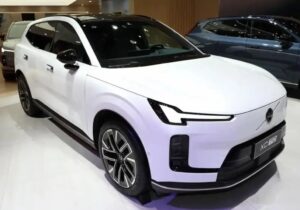 ولوو XC۷۰ در راه ایران / بلندقامت جذاب و قدرتمند