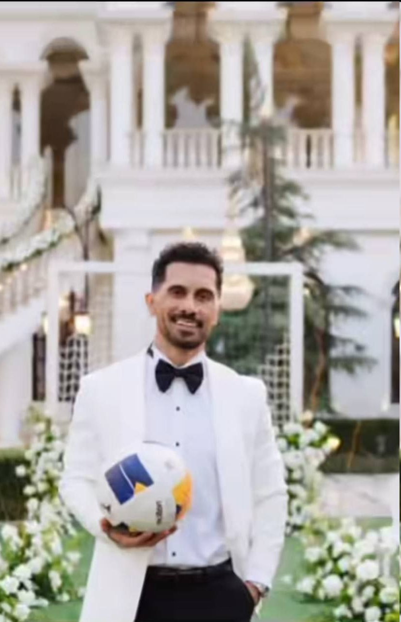 عکس | کاپیتان پرسپولیس در لباس دامادی