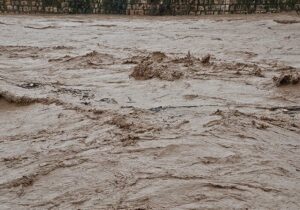 ببینید | باران‌های شدید موجب سیل ناگهانی در سراسر عراق