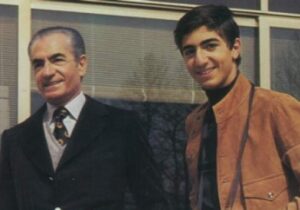 مقاومت رضا پهلوی از پذیرش دختران به خاطر ترس از پرستار فرانسویاش