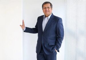 ببینید | عصبانیت و انتقاد تند ثابتی از انتصاب همتی: بازگشت …