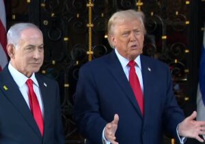 ترامپ: امیدوارم ایران به سمت بازسازی هستهای نرود