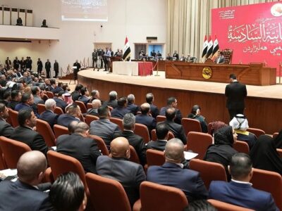 چالش‌های عراق برای حفظ روابط نزدیک با آمریکا و ایران؛ رئیس جدید پارلمان در شرایط تشدید تنش‌ها در خاورمیانه