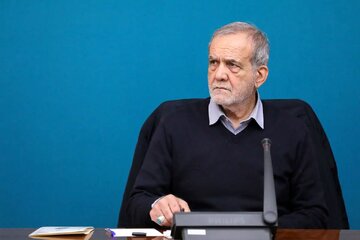 پزشکیان از پشت‌پرده تغییر فرزین در بانک مرکزی گفت + جزئیات