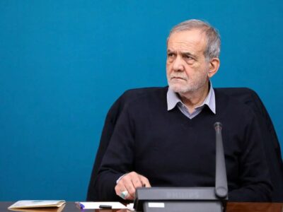 ببینید | حاشیه جلسه رئیس جمهور با فعالان اقتصادی چهارمحال و بختیاری