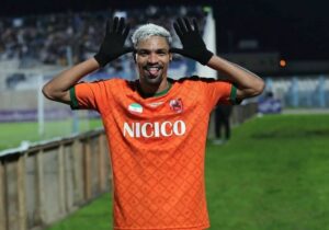 عکس | اولین خرید زمستانی فولاد؛ آغاز عملیات نجات یحیی در اهواز