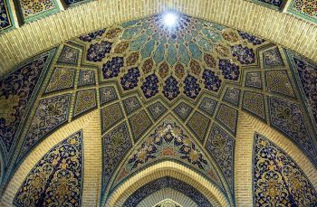 مسجد، بیش از عبادتگاه؛ پایگاه تمدن و اجتماع است