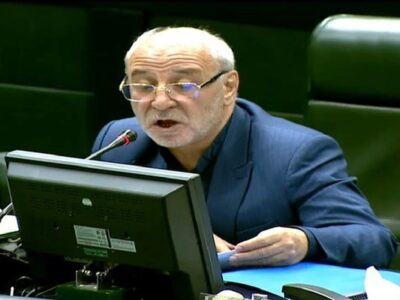 ترامپ با رئیس جمهور دزدی گور خود را کند!