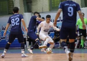 شعله‌های نفتی‌های اصفهان بر سر گیتی‌پسند؛ مس را به صدر رساند