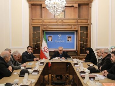 استاندار آذربایجان شرقی: ظرفیت‌های قانونی برای ارائه خدمات بهتر به بازنشستگان پیگیری شود