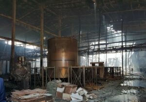 ماجرای نیمروزِ کاله؛ شکستِ آتش در کمتر از ۶ ساعت و بدون تلفات جانی در  مصاف با آتش‌نشانان