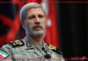 فرمانده کل ارتش: اعتراضات صنفی مردم ایران به ترامپ و نتانیاهو چه ربطی دارد که دخالت می‌کنند