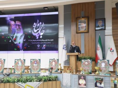 استاندار خوزستان: حل مشکل مردم و حمایت از ایثارگران اولویت دولت است