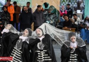 روز ششم جشنواره تئاتر فجر چه ببینیم؟‌؛ «خانواده آقای هاشمی»‌ را تا پهنه رودکی دنبال کنید