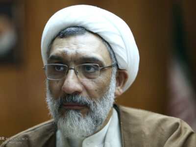 به ترامپ ژست حمایت از اعتراضات در ایران نمیآید