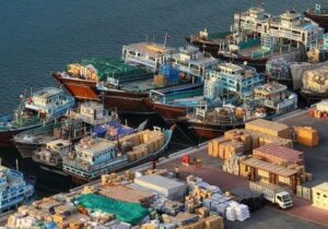 زارع: مجوز یک سفر اختصاصی به لنج‌های فعال در استان‌های جنوبی داده شود