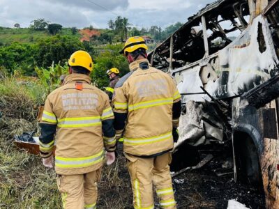 حداقل ۳ کشته در پی واژگونی اتوبوس گردشگری در جنوب شرقی برزیل