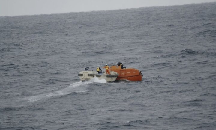 ۵۰ نفر در پی واژگونی قایق در مدیترانه مفقود شدند