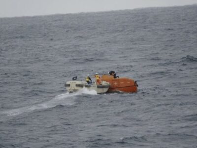 ۵۰ نفر در پی واژگونی قایق در مدیترانه مفقود شدند