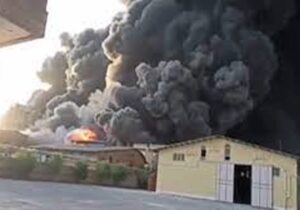 ببینید | انفجار مهیب در یک کارخانه بیسکویتسازی در تریکالا