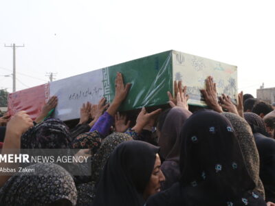 کشف پیکر مطهر شهیدی که با سیم تلفن دست و پایش را بسته بودند