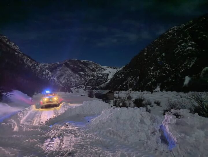 بارش برف در طارم سفلی