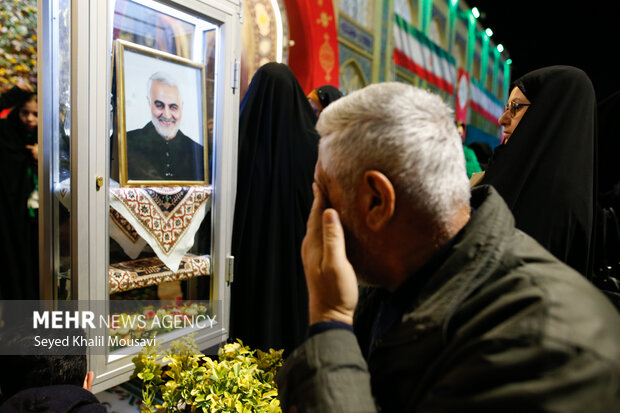 ساعت ۱:۲۰ به وقت حاج قاسم