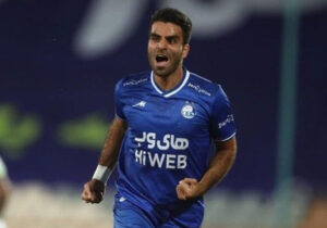 مدافع محبوب فرهاد مجیدی در لیست خرید یحیی