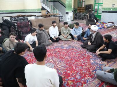 اعتکاف فرصتی برای خودسازی؛ استقبال دانش آموزان سمنانی چشم‌گیر است