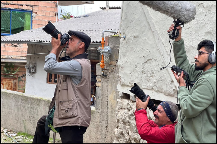 عکاسی که قله‌ها را با یک پا فتح کرد؛ انتقال حس و حال خوب زندگی