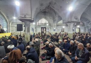 مسجد جامع لاهیجان؛ بعد از آتش کینه اغتشاشگران روز هم تعطیل نشد