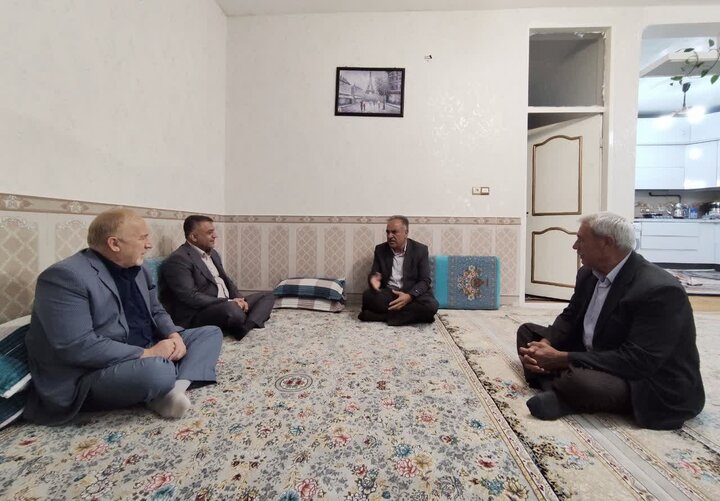 دیدار مسئولان لرستان با ۲ جانباز سرافراز