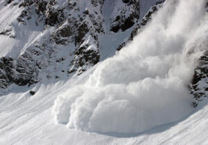 پیش‌بینی وضعیت جوی مناطق کوهستانی طی پنج‌شنبه و جمعه/ هشدار کولاک و بهمن در ارتفاعات