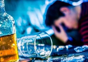 این نوشیدنی خطر ابتلا به سرطان را افزایش می‌دهد