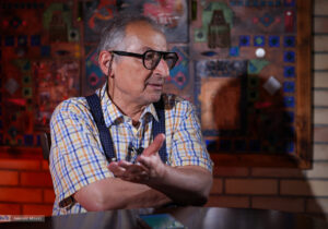 زیباکلام: پدربزرگم از طرفداران پروپاقرص شیخ فضل‌الله‌ نوری بود/ پدرم پس از کودتای ۲۸ مرداد مخفی شد