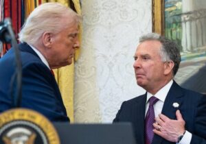 اسرائیل هیوم: ترامپ طرح ویتکاف برای مذاکره با ایران را کنار گذاشت / این طرح با میانجیگری سعودی و عمان مطرح شده بود/ تمرکز ترامپ روی حمله نظامی