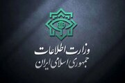 توضیحات یک منبع در وزارت اطلاعات پیرامون دستگیری «پنج فرد مرتبط با سرپل سلطنت‌طلبان مستقر در آمریکا»