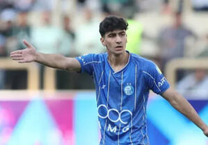 فرار ساپینتو از حواشی با جوان‌ها!