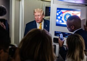 ترامپ: پرونده علیه مادورو کامل است/ شهروندان کوبایی در محافظت از مادورو کشته شدند/ کاراکاس اصرار دارد سفارت ما بازگشایی شود/ اولویت نفت است