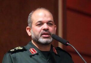 جانشین فرمانده کل سپاه: سلاح های آمریکا تمام محیط زیست را با نابودی مواجه می‌کند/ بمب‌های آمریکا و اسرائیل زیست مردم فلسطین را به نابودی کشانده