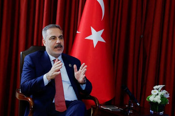 فیدان: اسرائیل قصد حمله به ایران را دارد/ شبی که گفته شد آمریکا در ایران مداخله خواهد کرد، ترافیک تلفنی شدیدی وجود داشت/ ما جنگ جدیدی نمی‌خواهیم