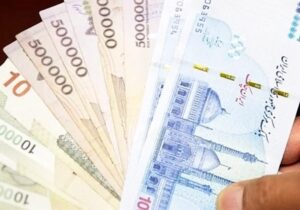 خبر مهم یک نماینده درباره تغییر حقوق سال آینده کارمندان و بازنشستگان/ با افزایش بالای ۴۰ درصدی حقوق موافقت شد؟