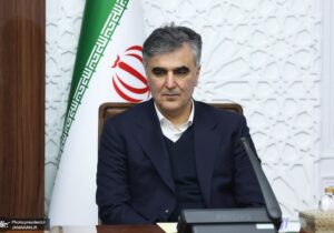 ببینید | فرزین در بانک مرکزی نقش ویترین را بازی میکرد؟