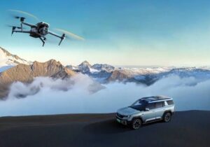 چشم سوم در آسمان / این خودروهای چینی پهپاد اختصاصی دارند!